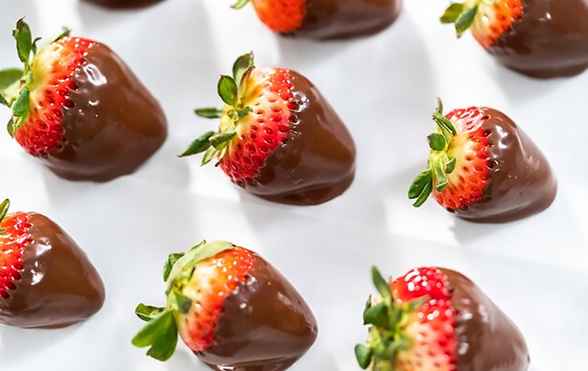 Keto Chocolate-Dipped Strawberries